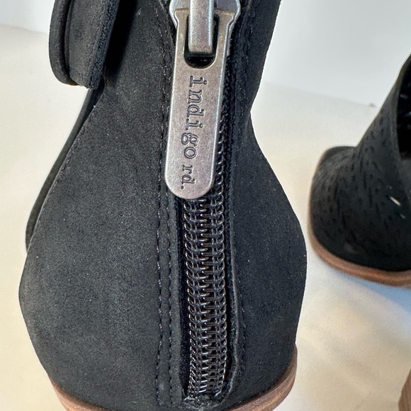 Indigo Rd. Boho Black Zip Back Peep Toe Block Heeled Sandals Sz 9.5 M - Picture 5 of 8